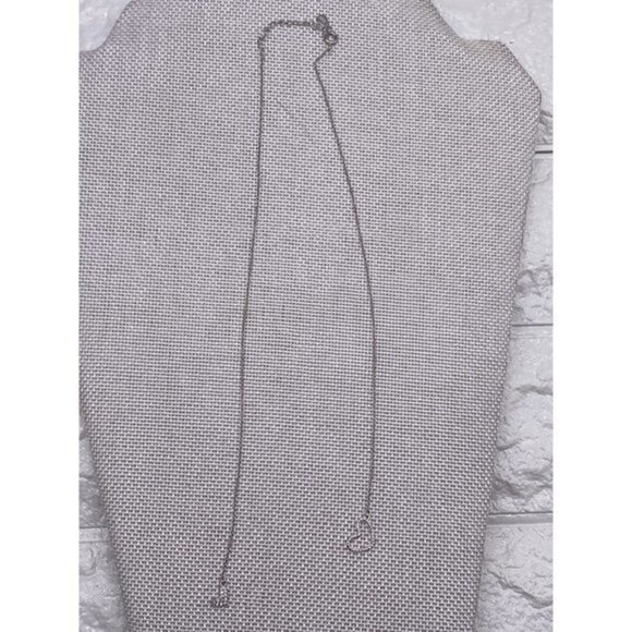 Sliver Sweet Hearts Lariat Women's Necklace - Picture 6 of 11